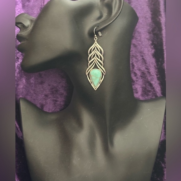 Long Silver Tone Earrings Faux Turquoise Teardrop Stone Cutout Design 1982 G - Picture 6 of 8